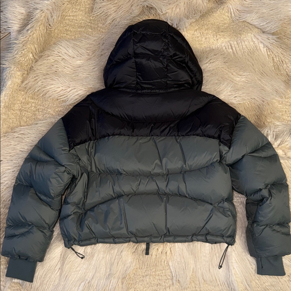 Kith Women Corey Hooded Nylon Puffer - Picture 9 of 9